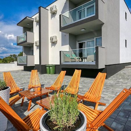 Luxury Apartments Hills Vir Exterior photo