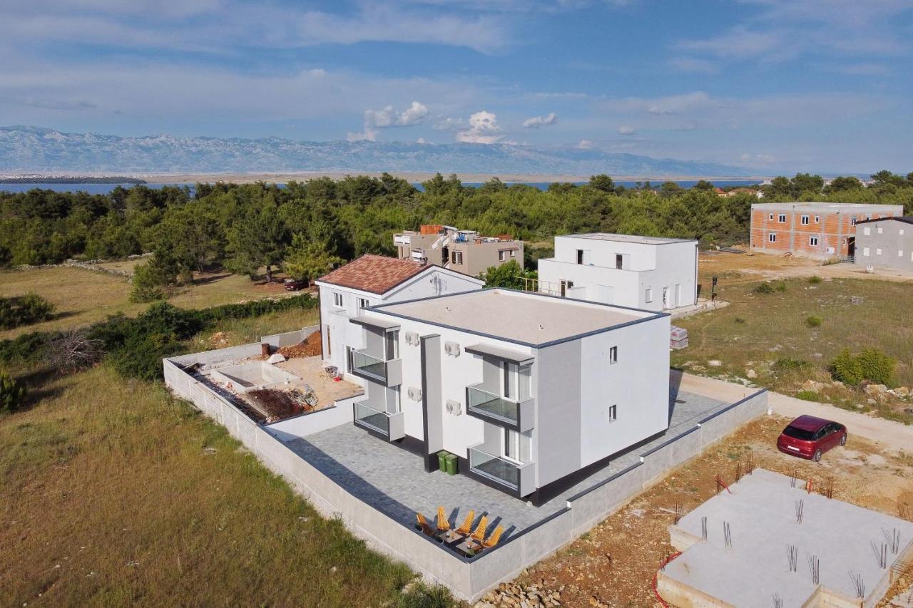 Luxury Apartments Hills Vir Exterior photo
